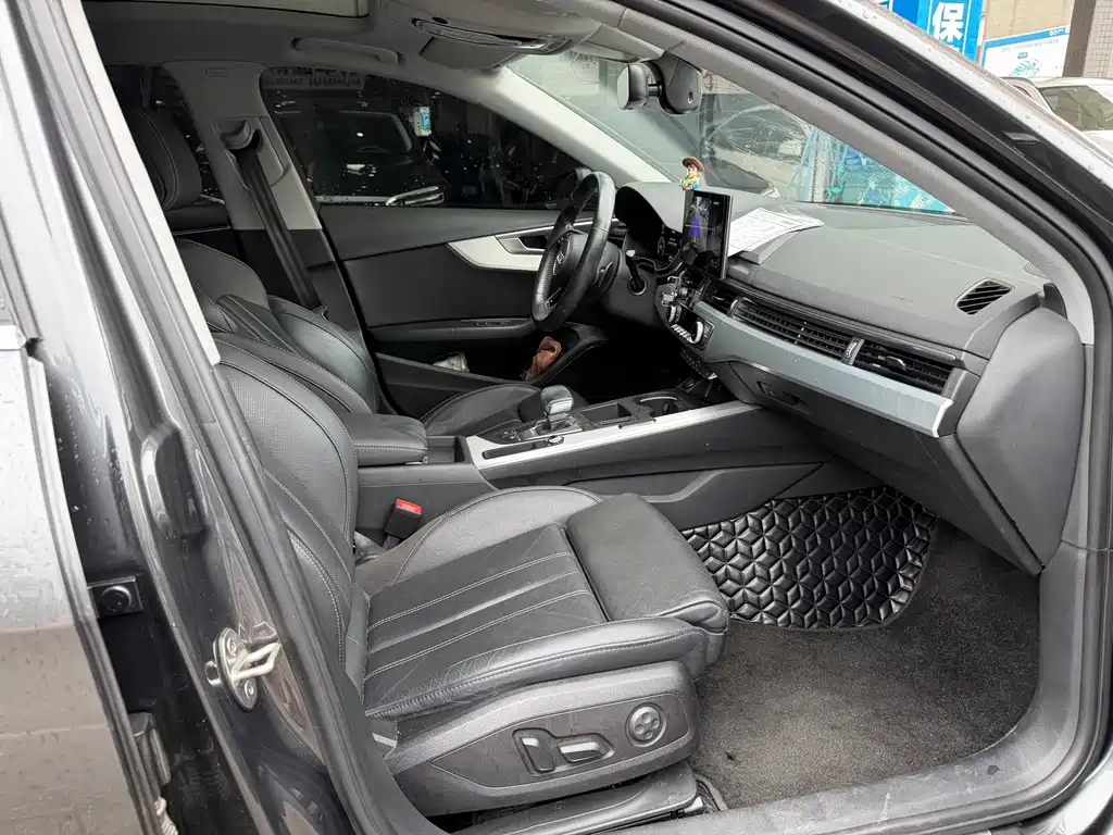 Audi A4L — миниатюра 5