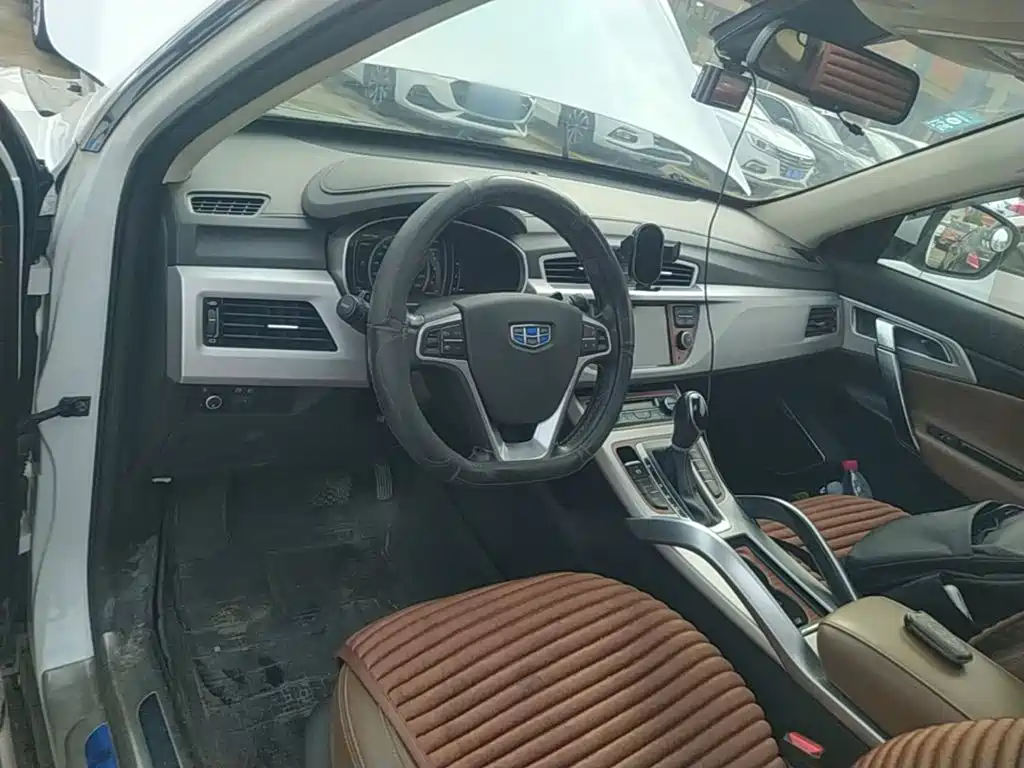 Geely Boyue — миниатюра 10