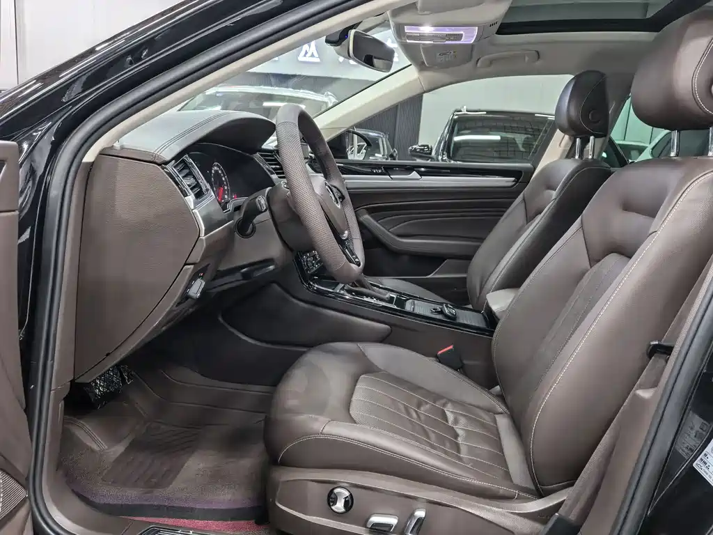 Volkswagen Phideon 2021 380TSI Luxury