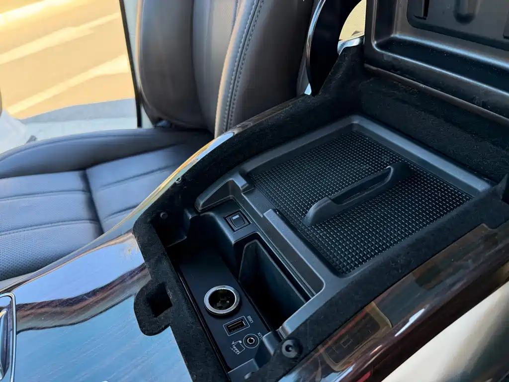 Land Rover Range Rover — миниатюра 12