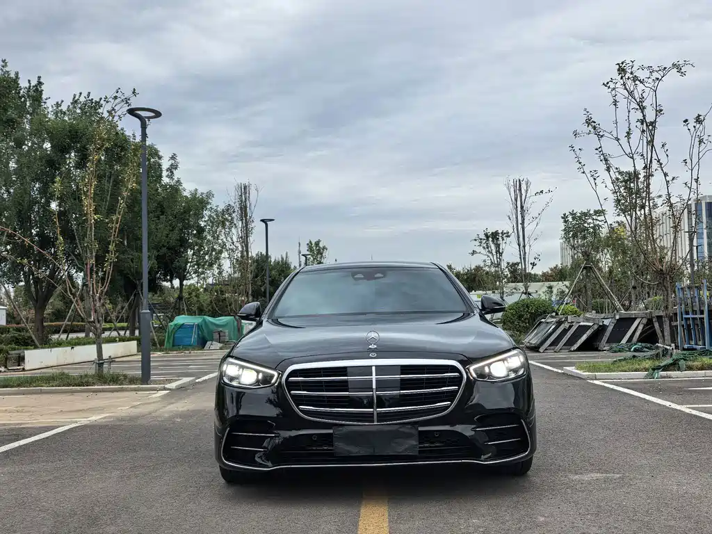 Mercedes-Benz S-Class — миниатюра 2