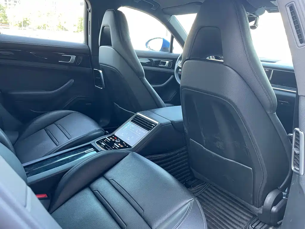 Porsche Panamera — миниатюра 11