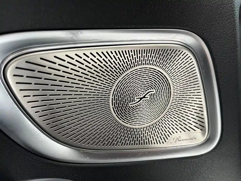 Mercedes-Benz C-Class — миниатюра 17