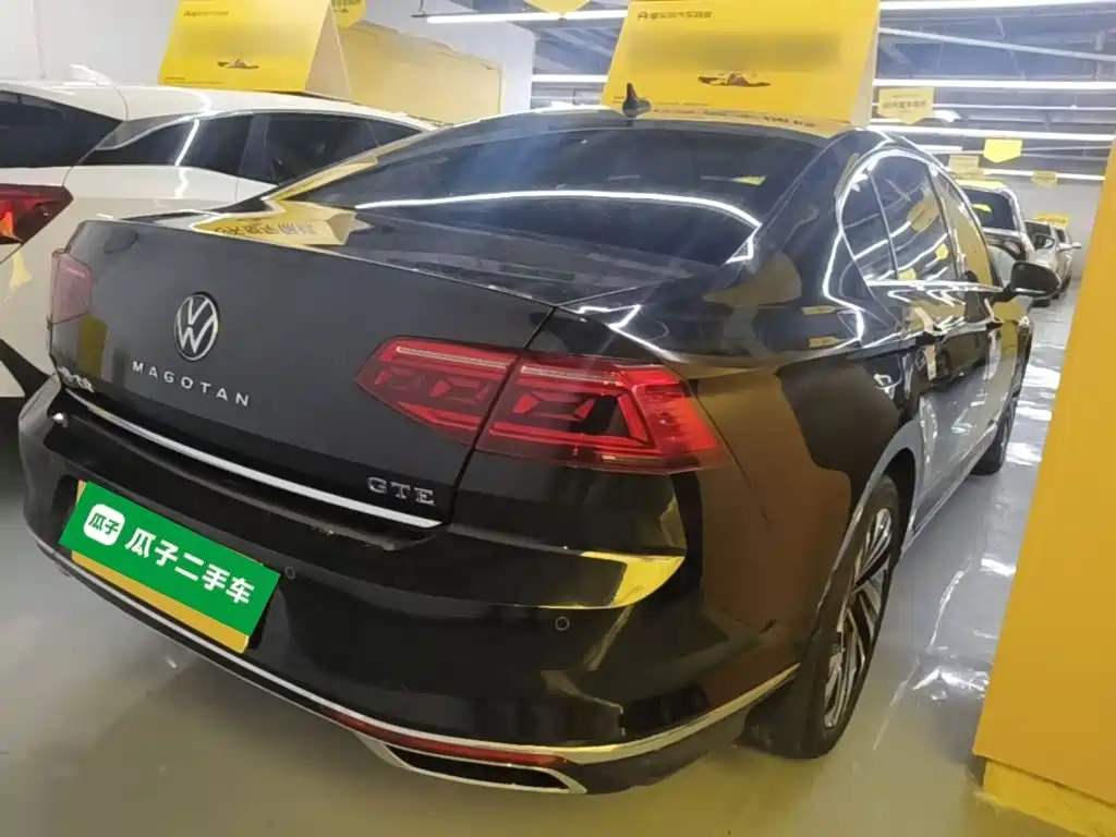 Volkswagen Magotan PHEV — миниатюра 7