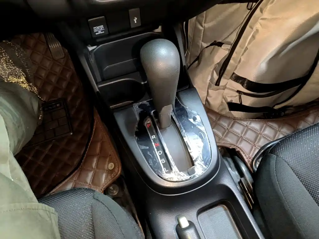 Honda Fit — миниатюра 14