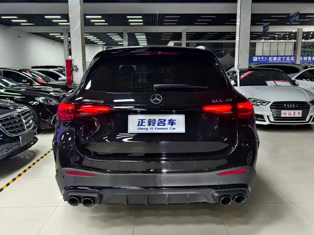 MERCEDES-BENZ GLC AMG