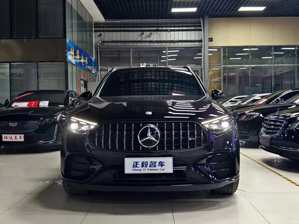 MERCEDES-BENZ GLC AMG