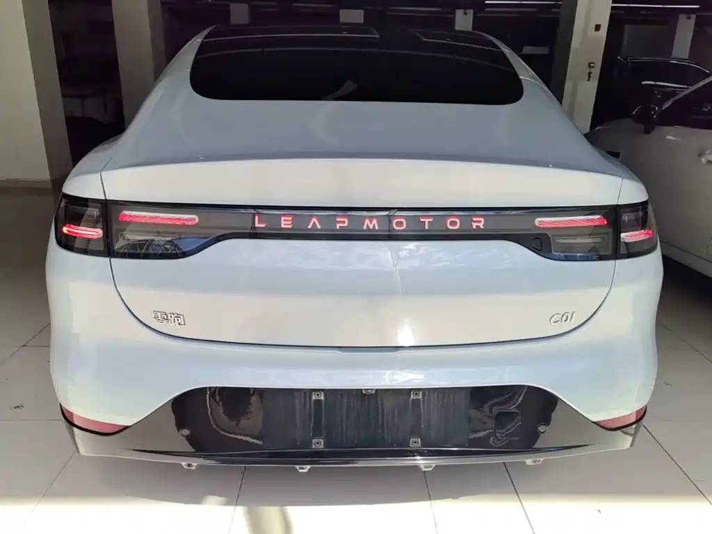 Leapmotor Leapmotor C01 — миниатюра 6