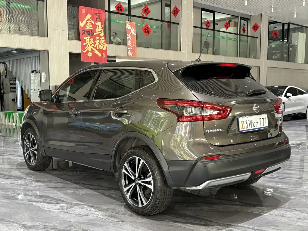 Nissan Qashqai — миниатюра 30