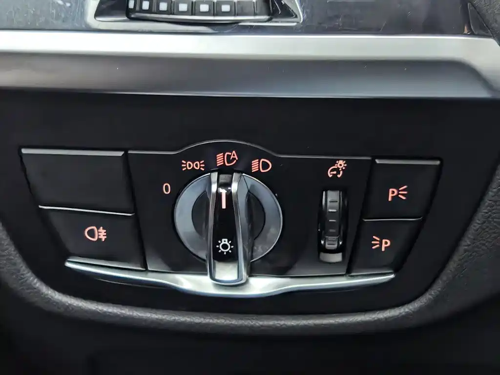 BMW X3 — миниатюра 21