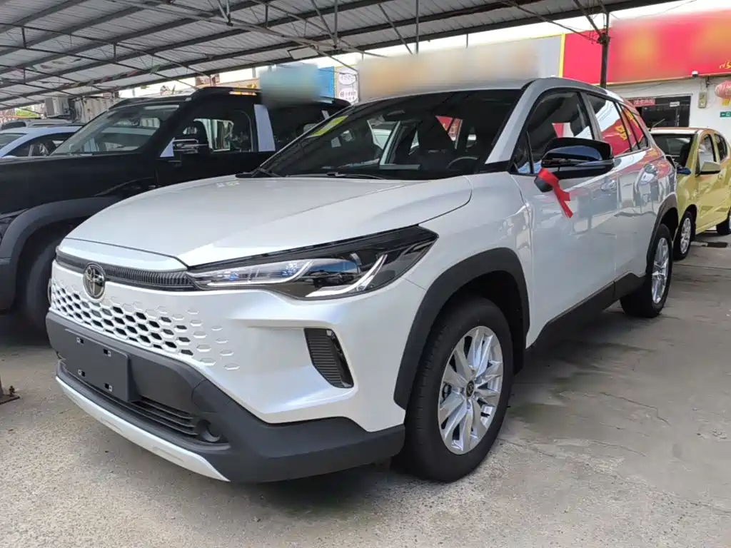 Toyota Corolla Cross — миниатюра 2