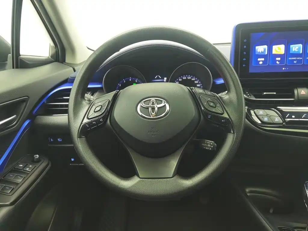 Toyota C-HR — миниатюра 11