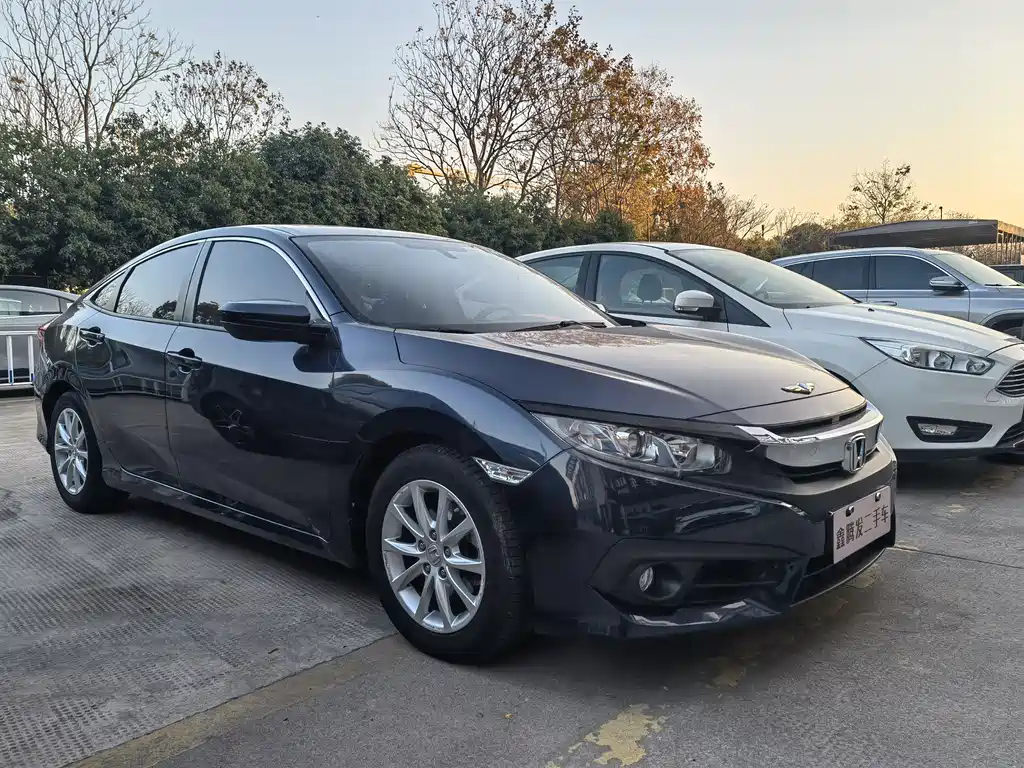 Honda Civic 2016 180TURBO CVT Comfort