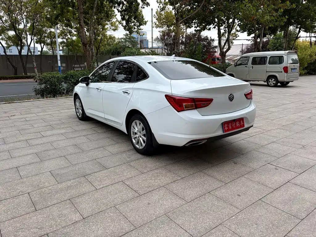 Buick Verano — миниатюра 6