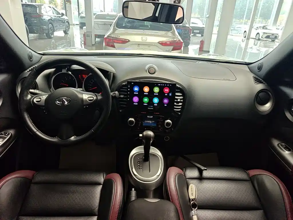 Infiniti ESQ — миниатюра 10