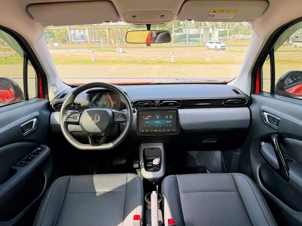 Leapmotor Leapmotor T03 — миниатюра 9