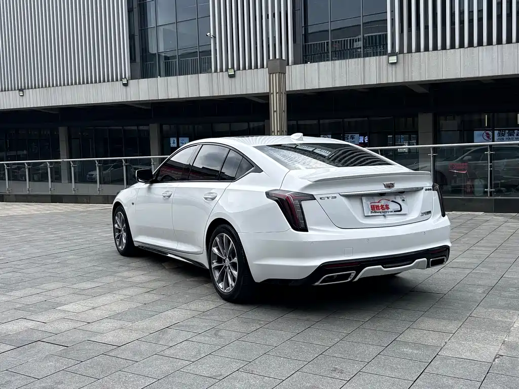 Cadillac CT5 — миниатюра 5