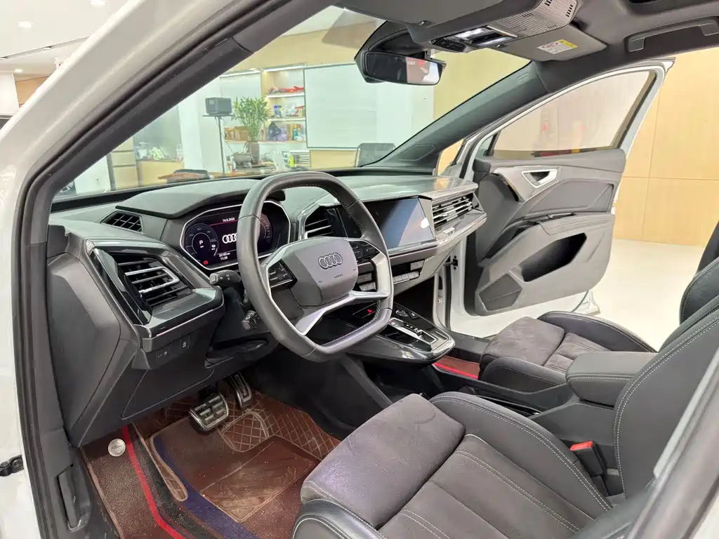 Audi Q4 e-tron 2023 40 e-tron