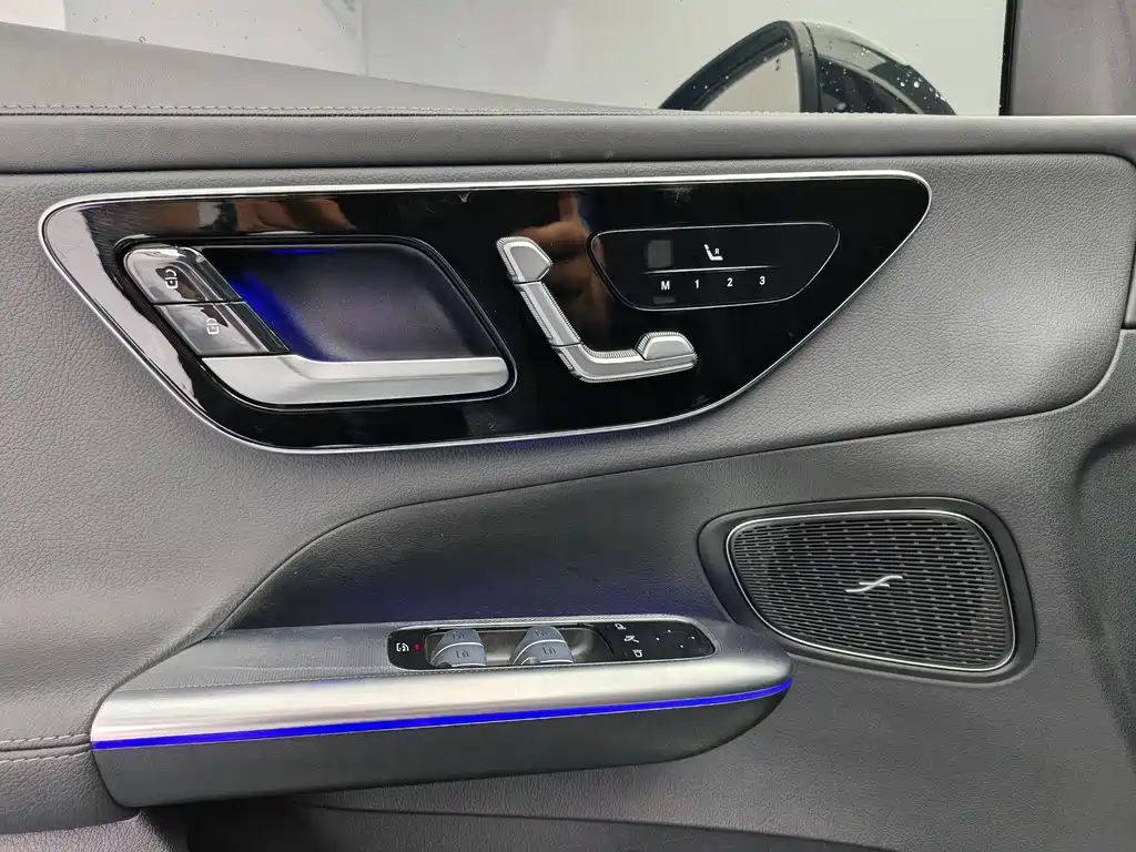 Mercedes-Benz GLC — миниатюра 17