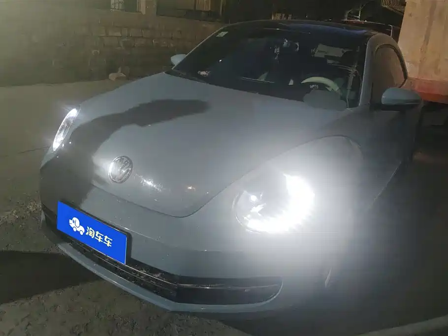 Volkswagen Beetle 2014