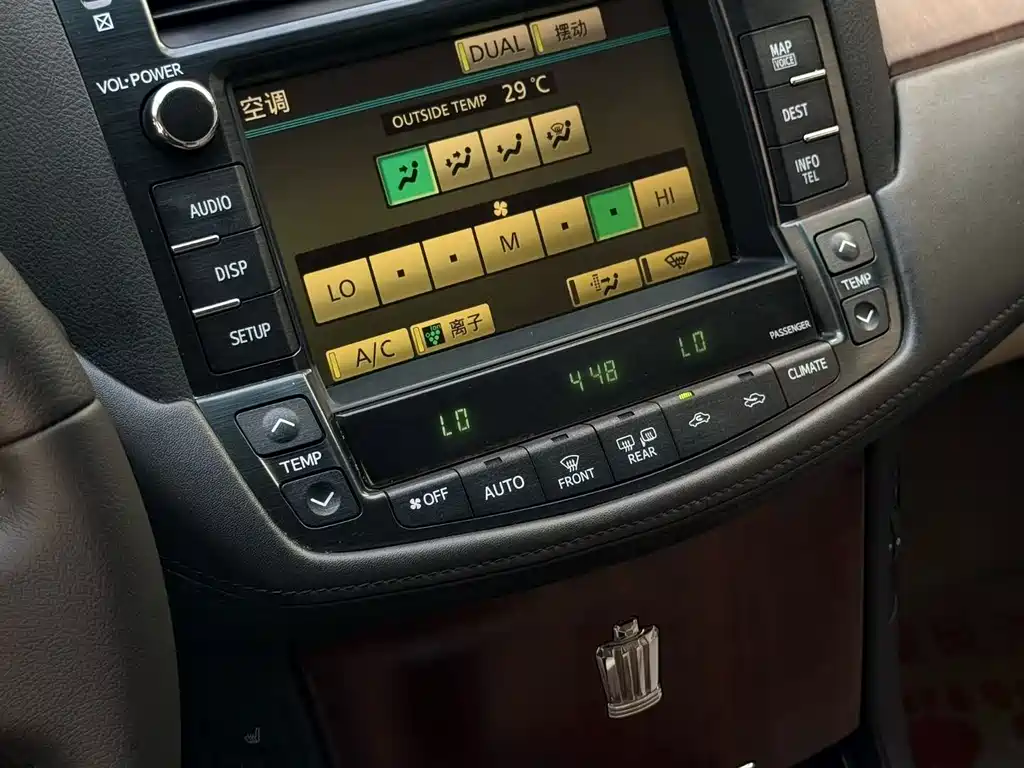 Toyota Crown 2010 3.0L Royal Saloon