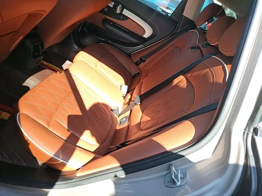 MINI Mini Clubman — миниатюра 17