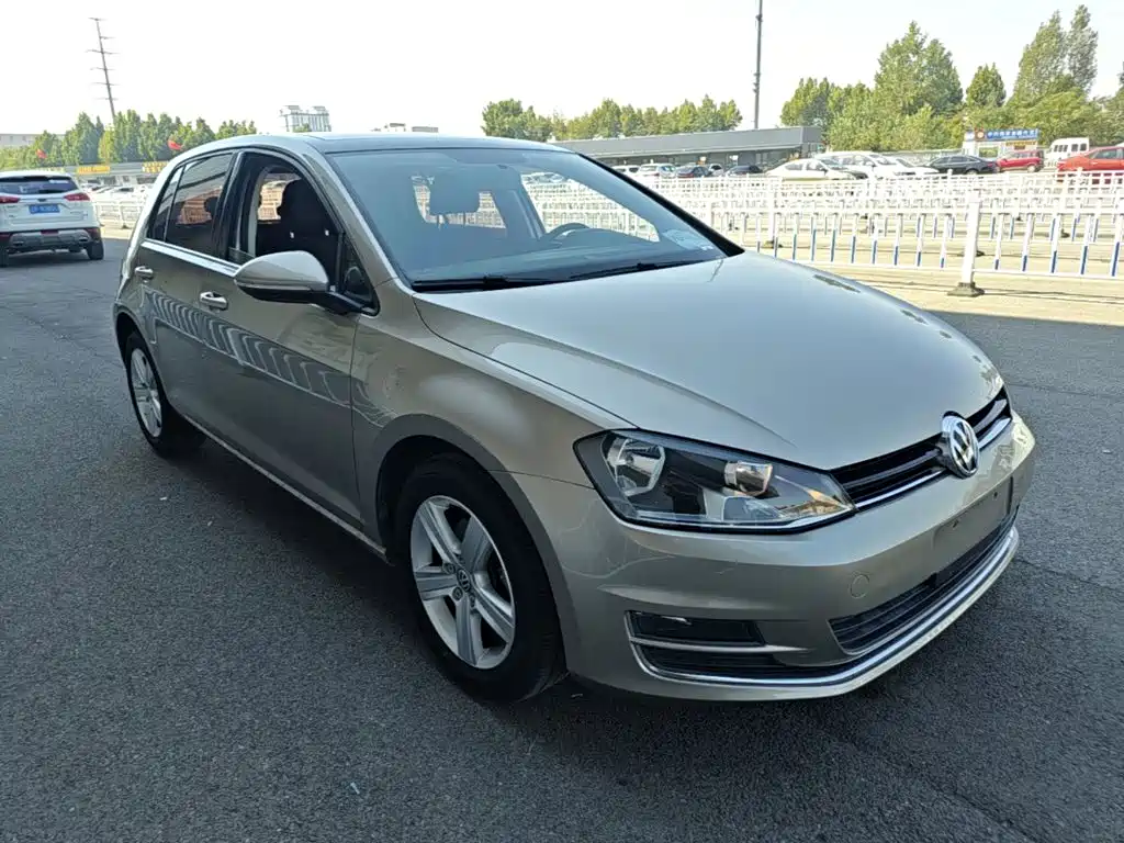 Volkswagen Golf — миниатюра 4