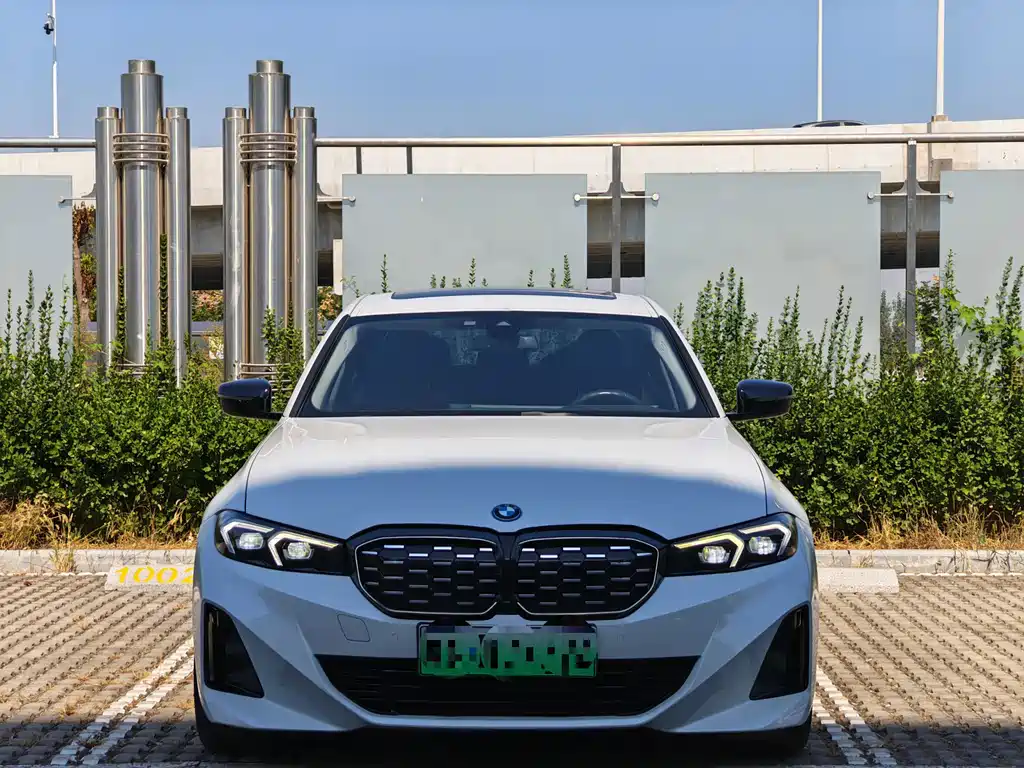 BMW i3 — миниатюра 2