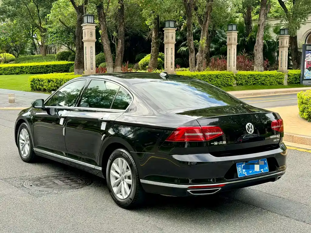 Volkswagen Magotan 2017 330TSI DSG Lead