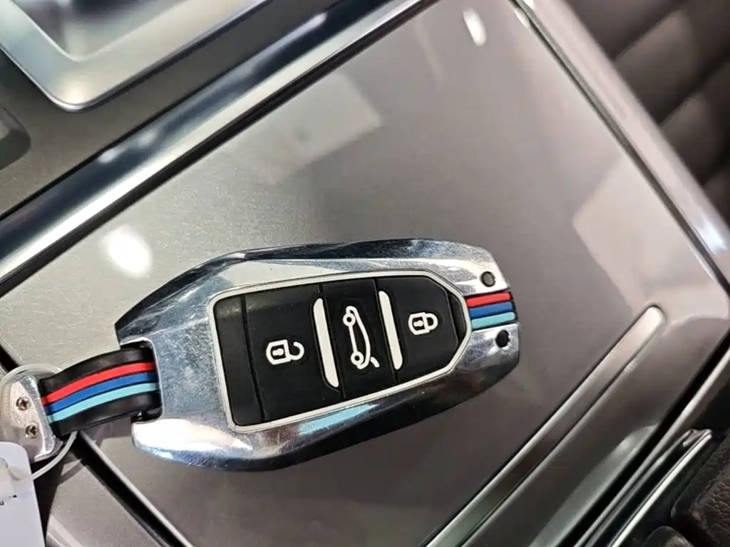 Citroen C6 — миниатюра 9