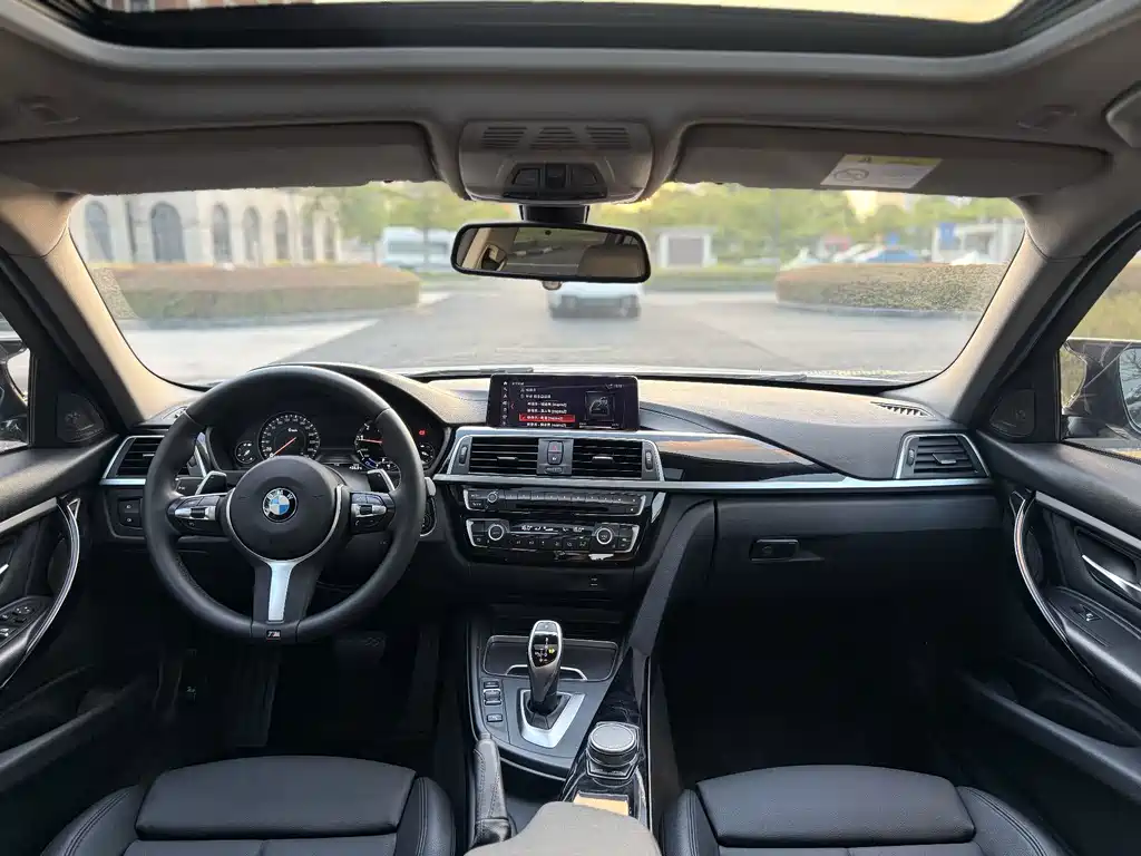 BMW 3 Series — миниатюра 5