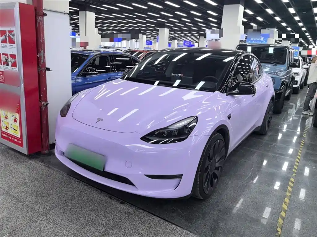 Tesla Model Y 2023