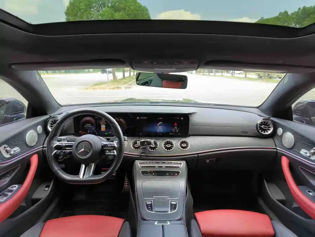 Mercedes-Benz E-Class (Import) — миниатюра 4
