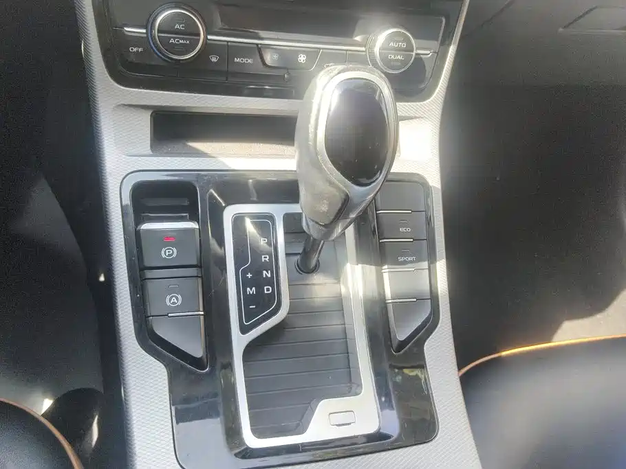 Geely Emgrand GL — миниатюра 15