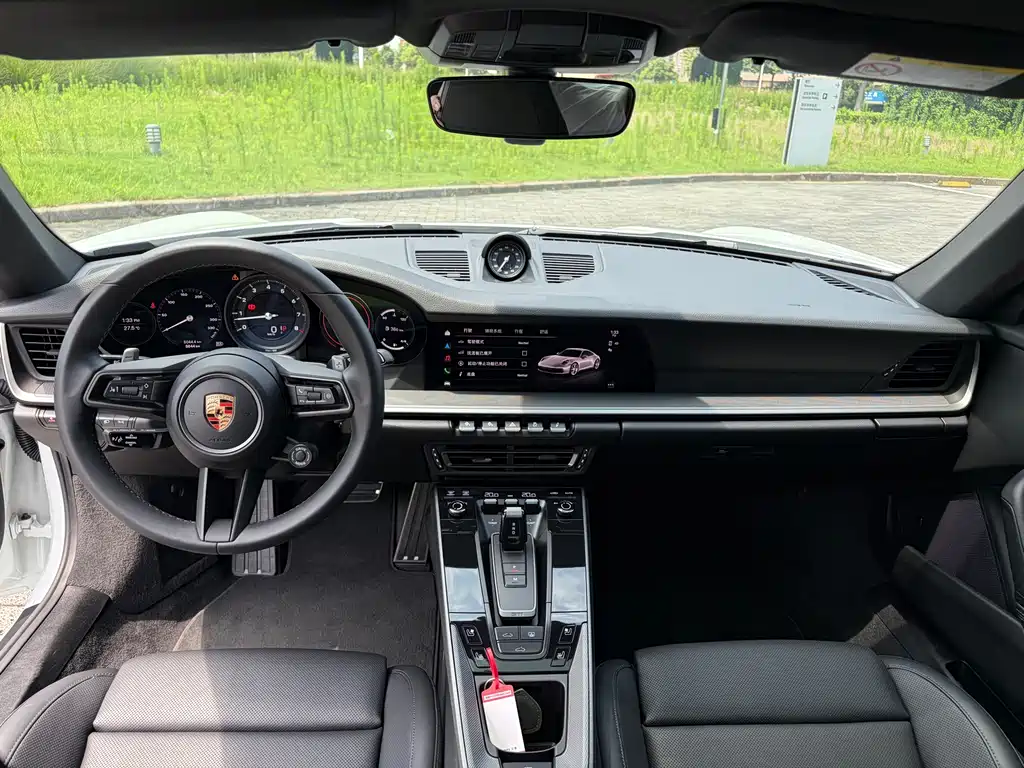 Porsche 911 2023 Carrera 3.0T