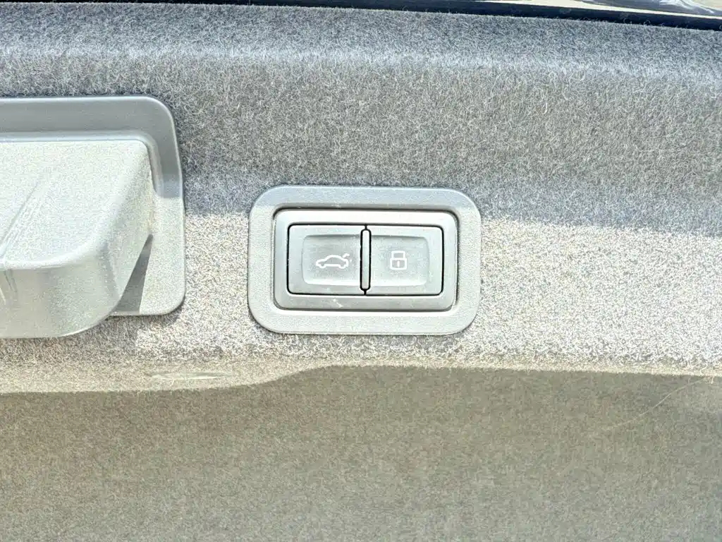 Audi A6L 2023 — фото 33