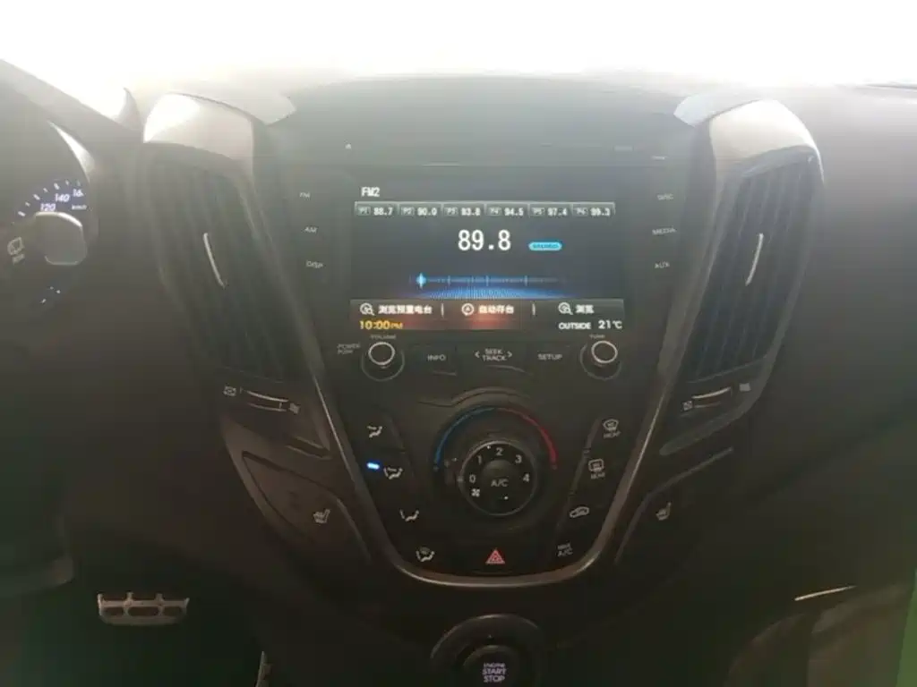 Hyundai Veloster — миниатюра 13