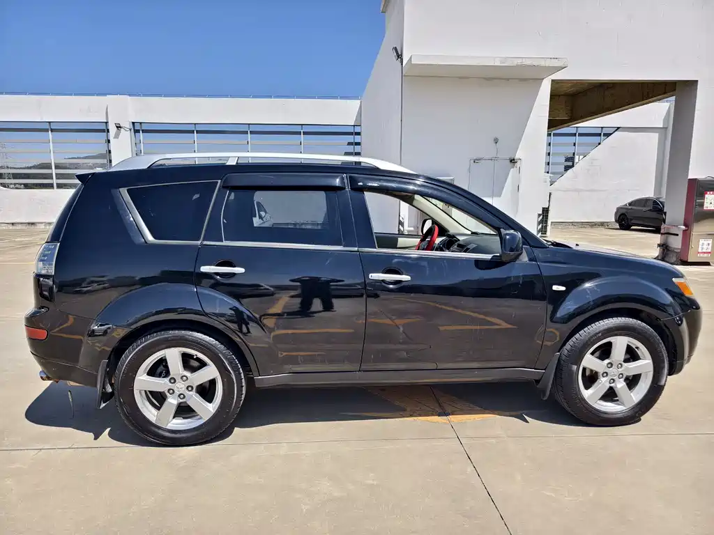 Mitsubishi Outlander 2008 3.0 Luxury