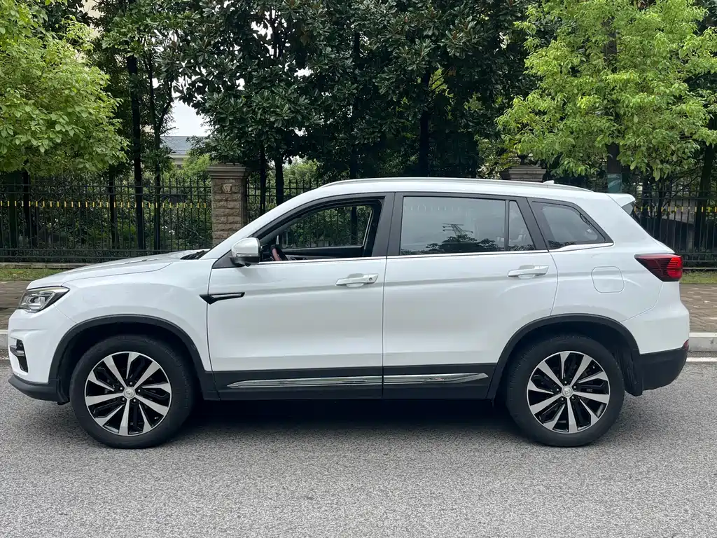 Changan CS75 — миниатюра 2