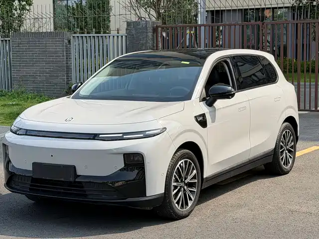 2025 Leapmotor B10