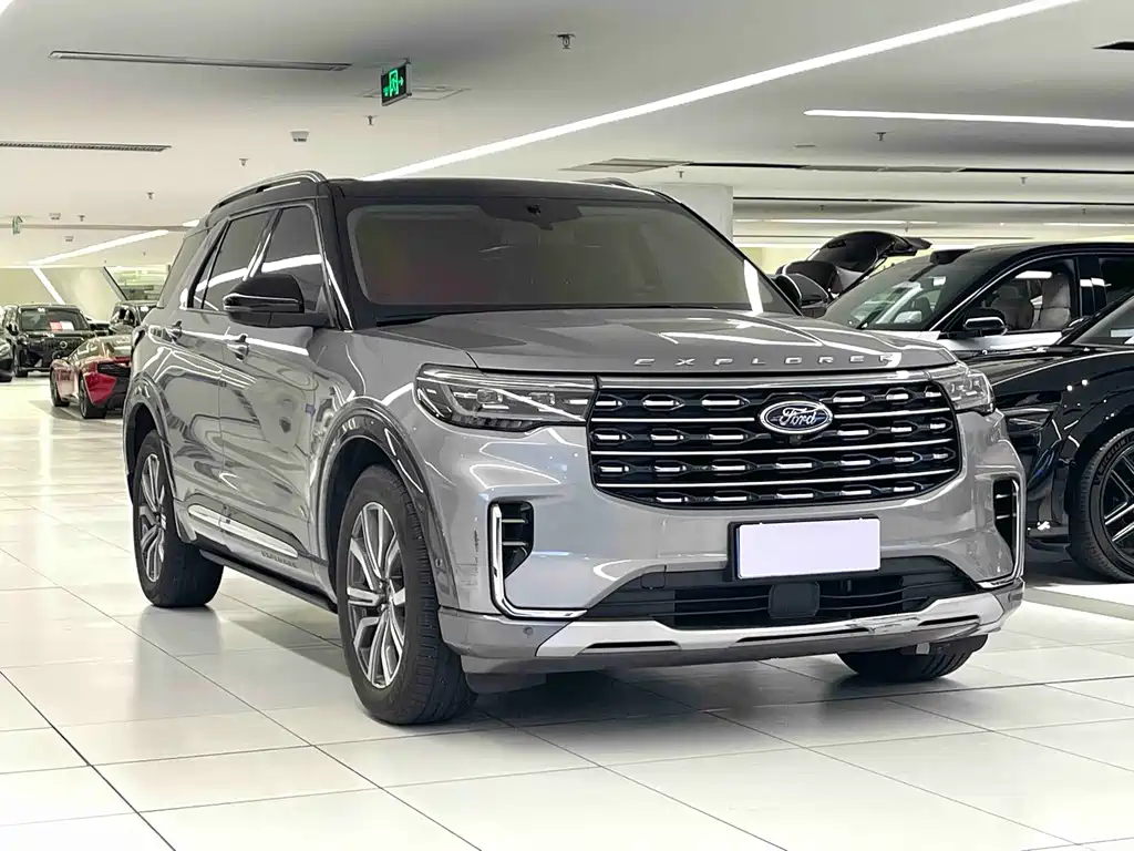 Ford Explorer — миниатюра 3