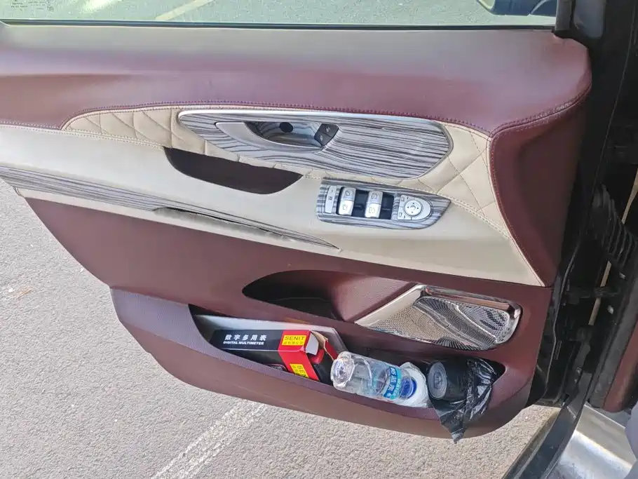 Mercedes-Benz Vito — миниатюра 7
