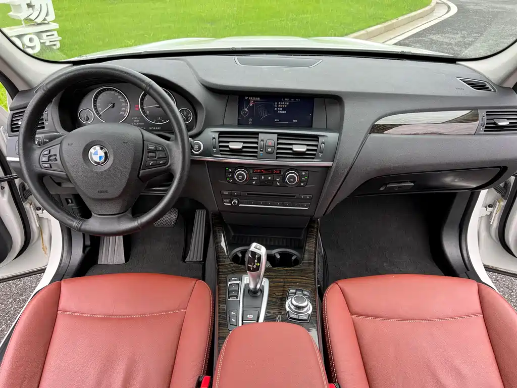 BMW X3 (Import) — миниатюра 12