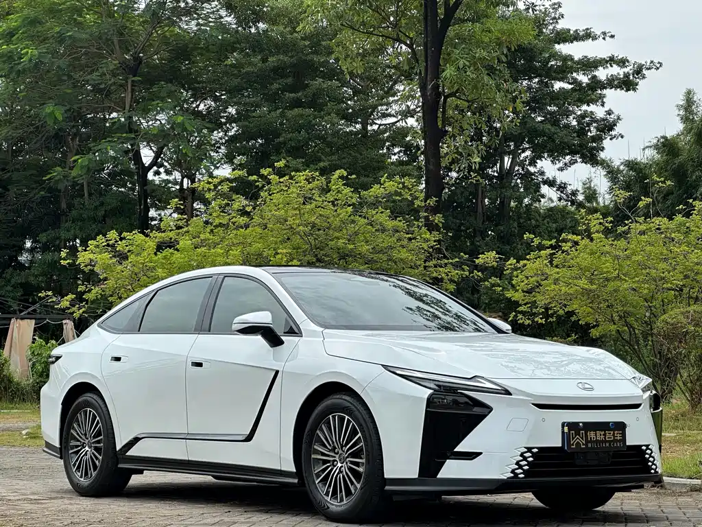 Lexus ES — миниатюра 3