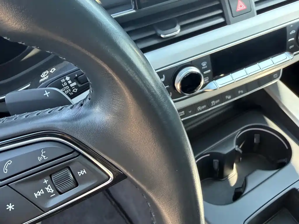 Audi A4L — миниатюра 9