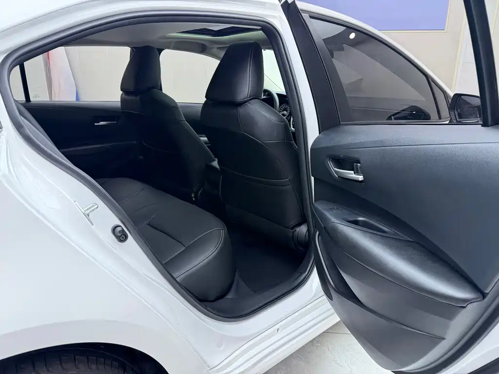 Toyota Corolla — миниатюра 19