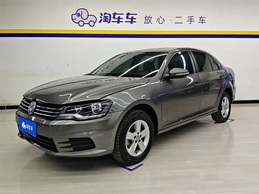 Volkswagen Bora 2013 1.6L Auto Fashion Type