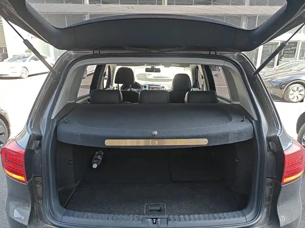 Volkswagen Tiguan — миниатюра 19