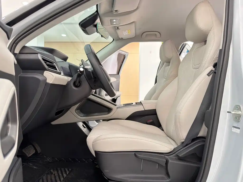 BYD Yuan Up UP 2025 Smart Drive 401KM