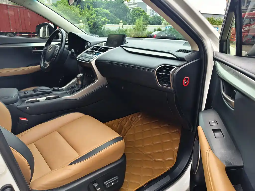 Lexus NX — миниатюра 9